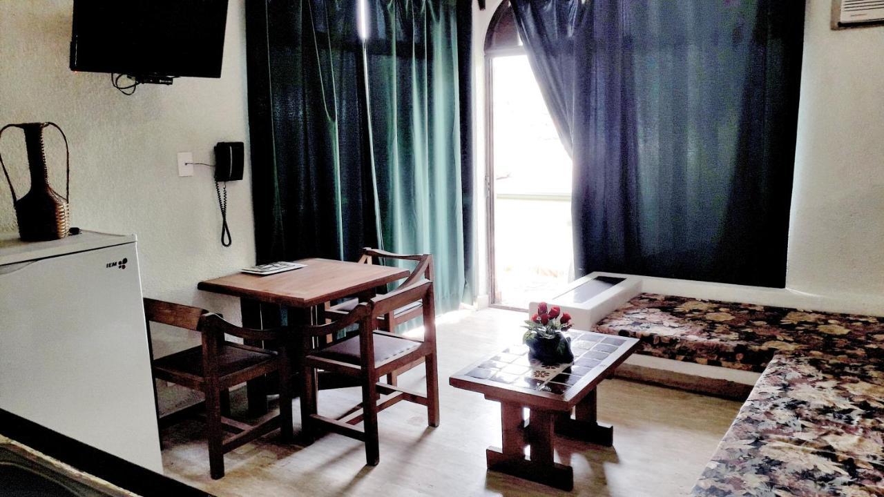 Solimar Inn Suites Zihuatanejo Dış mekan fotoğraf
