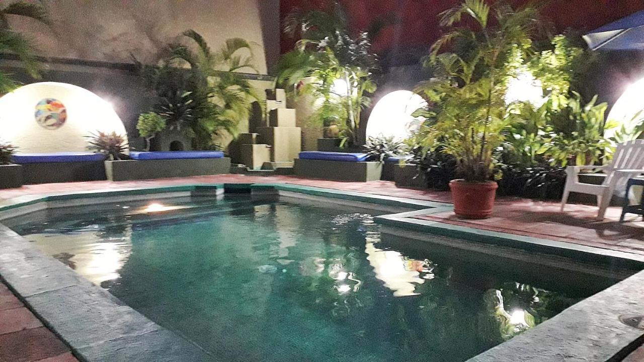 Solimar Inn Suites Zihuatanejo Dış mekan fotoğraf